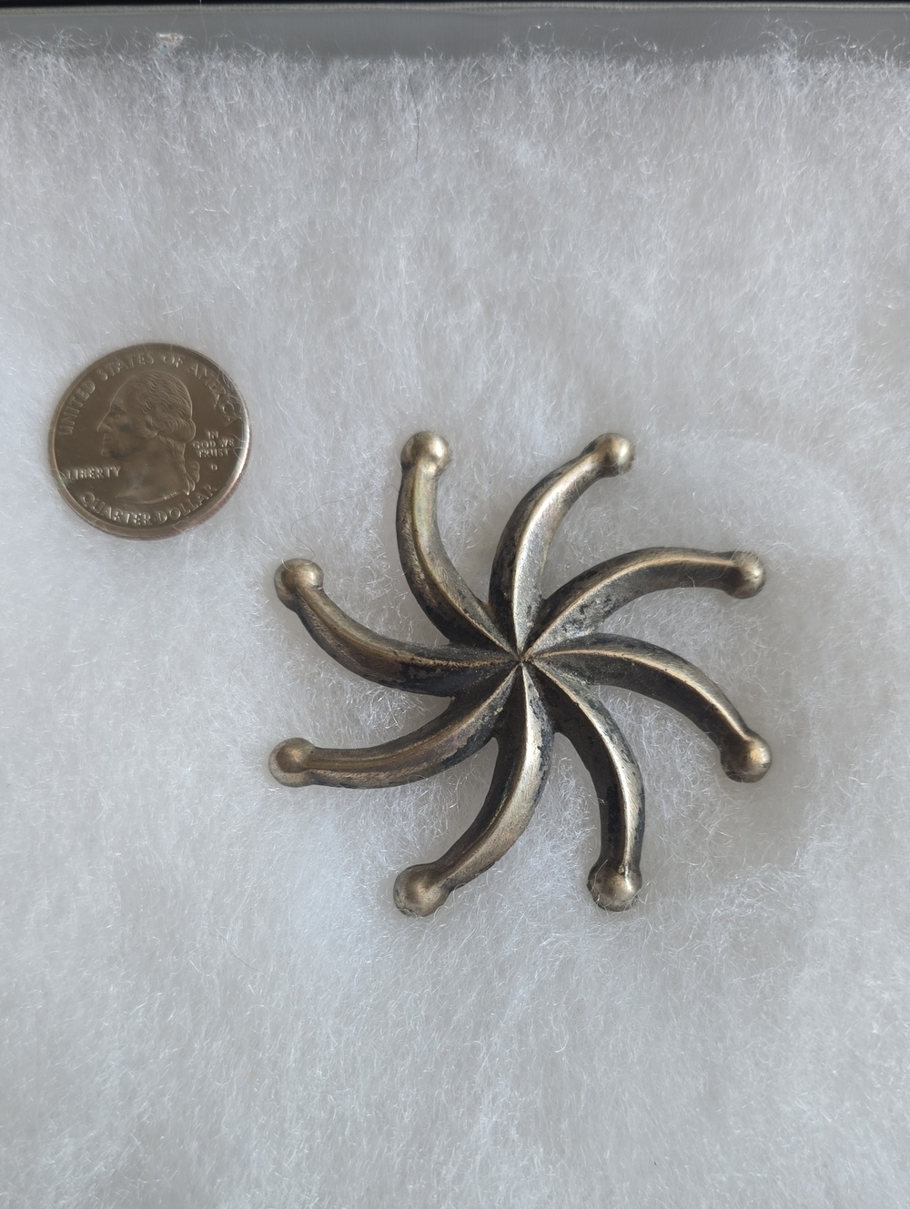 Antique Silver Swirl Decorative Brooch Women's